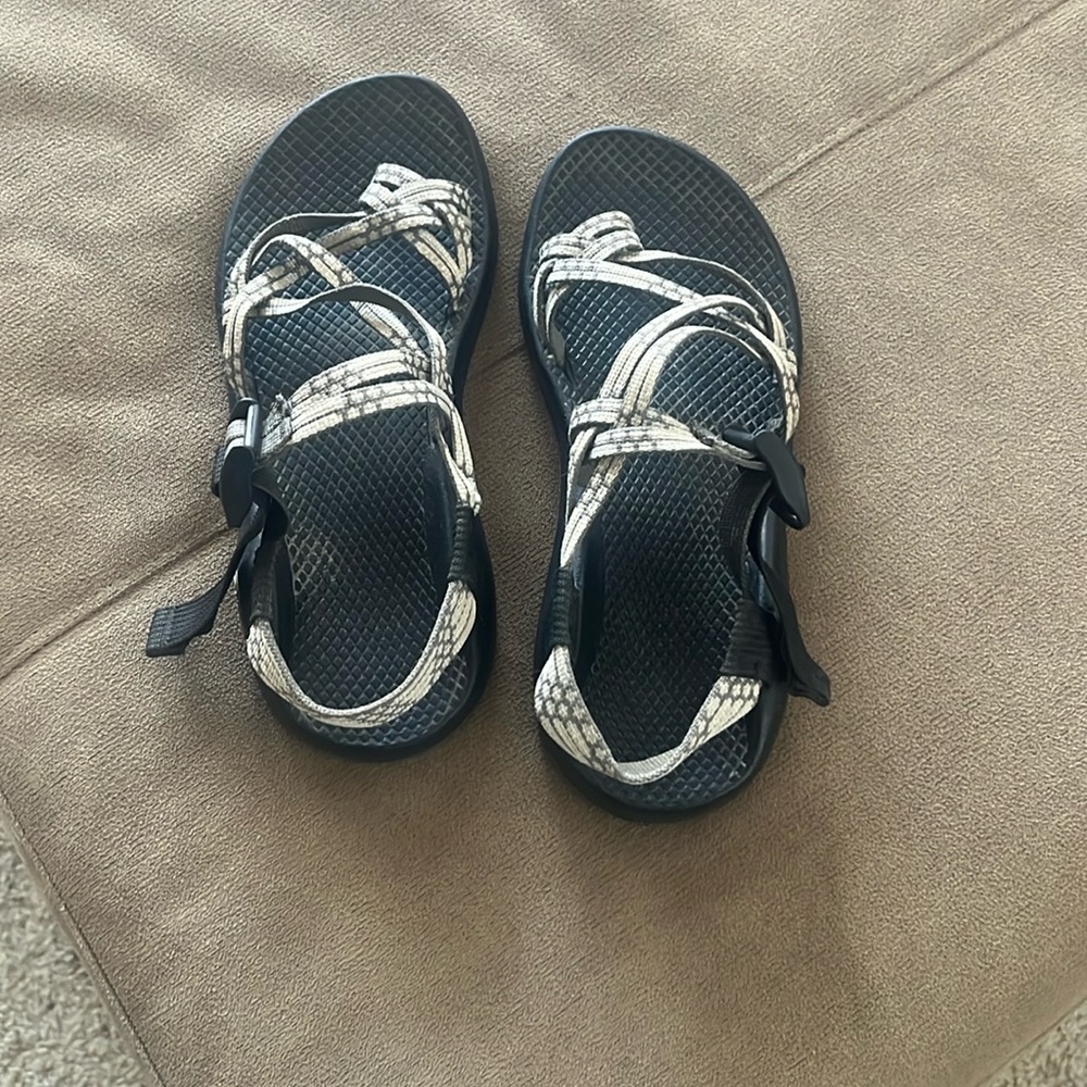 🦎🦎Price reduced!! Chaco’s 🦎🦎